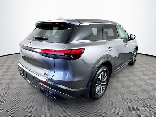 2025 INFINITI QX60 Pure