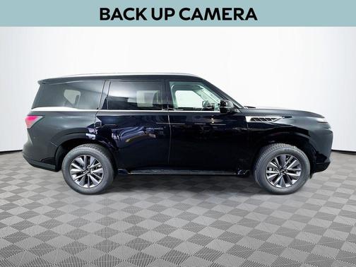 2025 INFINITI QX80 PURE