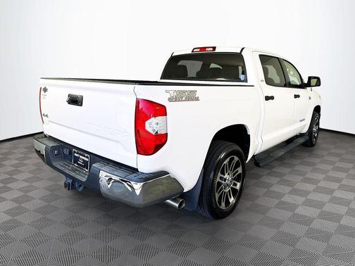 2015 Toyota Tundra SR5