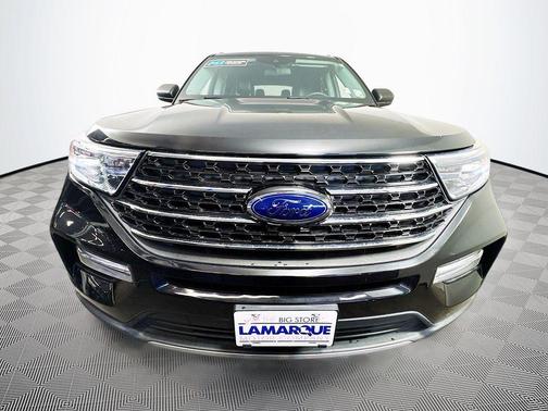 Black Metallic 2021 Ford Explorer XLT