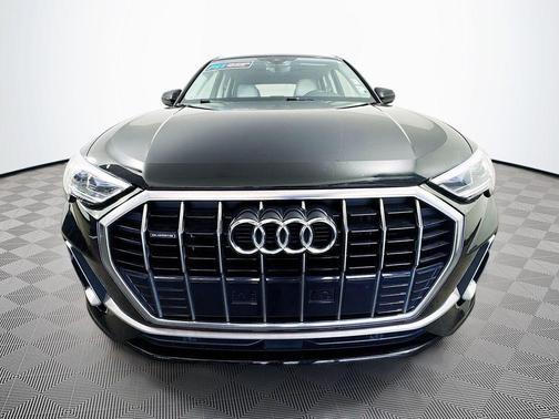 2021 Audi Q3 45 S line Premium