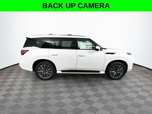 2025 INFINITI QX80 SENSORY