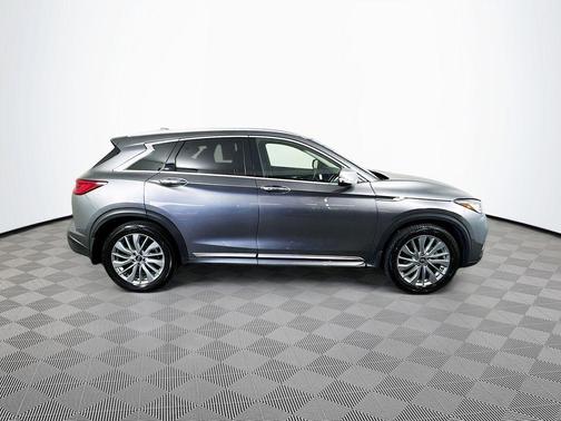 2025 INFINITI QX50 Luxe
