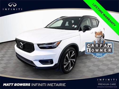 2020 Volvo XC40 T4 R-Design