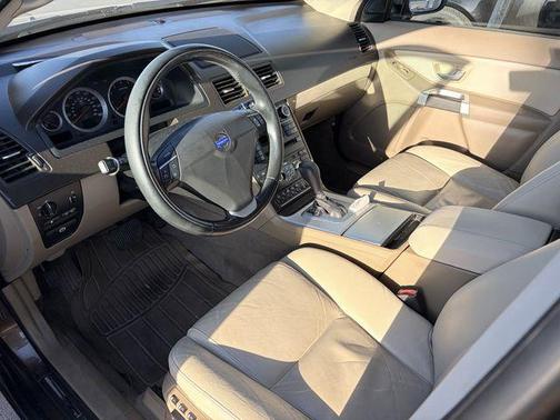 Twilight Bronze 2013 Volvo XC90 3.2
