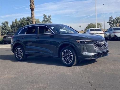 2025 Audi Q5 2.0T quattro Premium