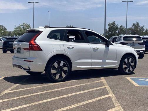 Crystal White Metallic 2025 Volvo XC60 Plug-In Hybrid T8 Plus