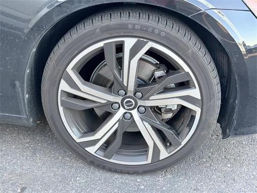 2023 Volvo S60 B5 Core Dark Theme