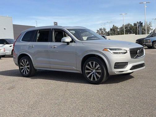 2023 Volvo XC90 B5 Core