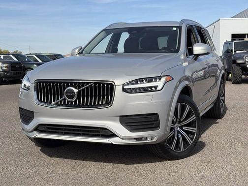 2023 Volvo XC90 B5 Core
