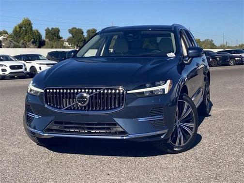 2022 Volvo XC60 Recharge Plug-In Hybrid T8 Inscription Extended Range