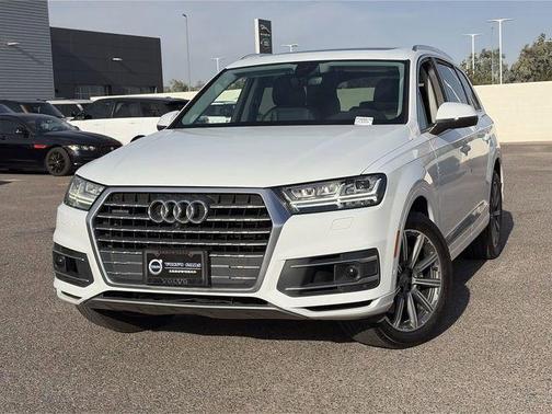 Glacier White Metallic 2019 Audi Q7 55 Premium Plus