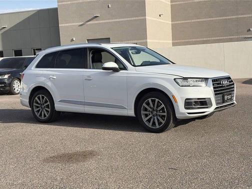 Glacier White Metallic 2019 Audi Q7 55 Premium Plus