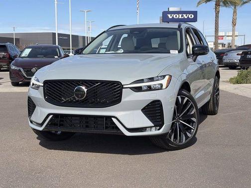 2026 Volvo XC60 B5 Ultra