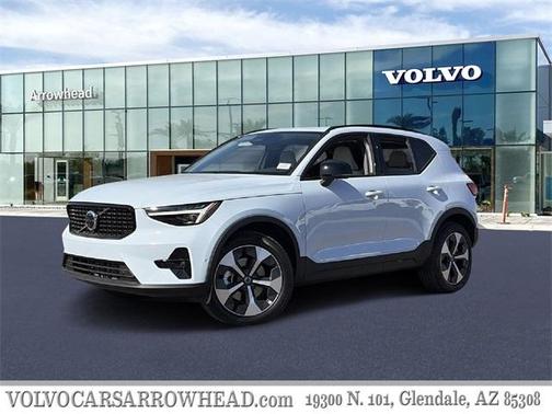 2026 Volvo XC40 B5 Plus