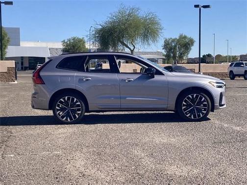 2026 Volvo XC60 Plug-In Hybrid T8 Ultra