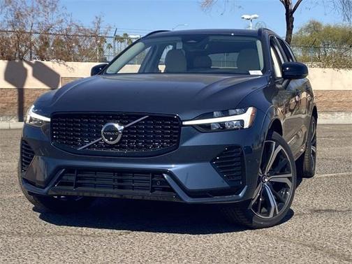 2025 Volvo XC60 Plug-In Hybrid T8 Ultra