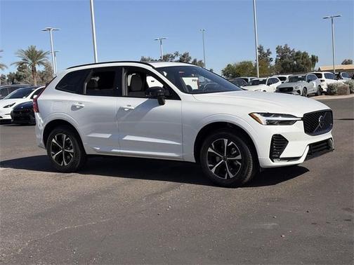 2026 Volvo XC60 B5 Core