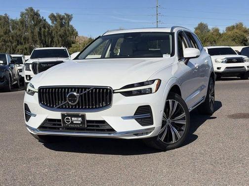 2023 Volvo XC60 B5 Plus Bright Theme