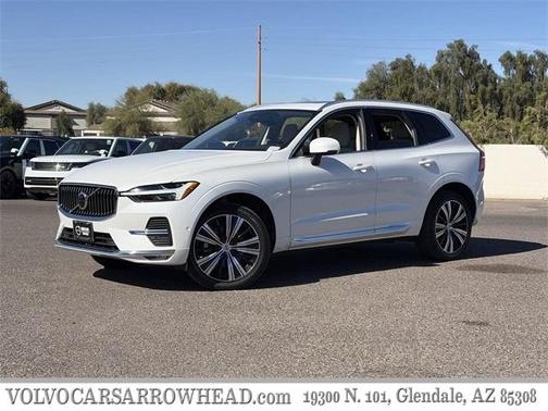 2023 Volvo XC60 B5 Plus Bright Theme