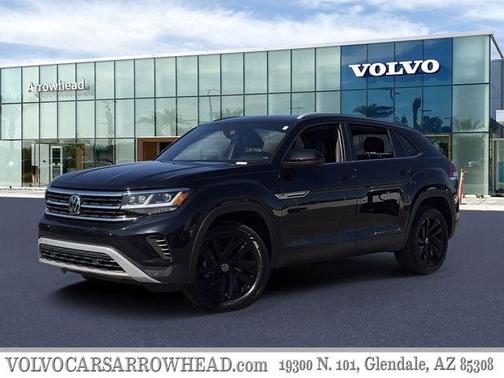 Deep Black Pearl Effect 2022 Volkswagen Atlas Cross Sport 3.6L V6 SE w/Technology