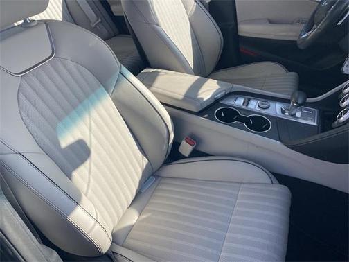 2019 Genesis G70 2.0T Advanced
