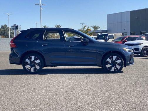 Denim Blue Metallic 2025 Volvo XC60 Plug-In Hybrid T8 Plus
