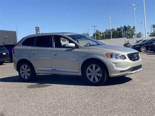 2017 Volvo XC60 T5 Inscription