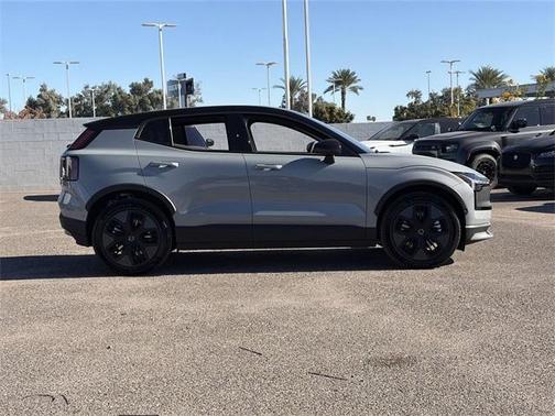 2026 Volvo EX30 TWIN MOTOR CROSS COUNTRY ULTRA