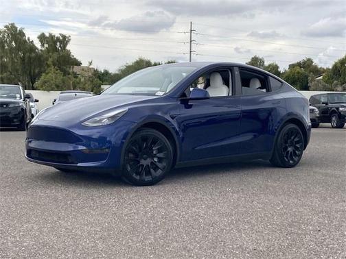 2023 Tesla Model Y Long Range
