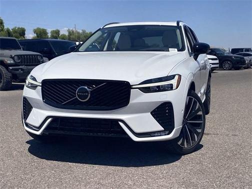 2026 Volvo XC60 B5 Ultra