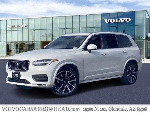 2022 Volvo XC90 T6 Momentum 7 Passenger