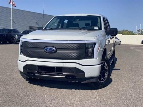 2023 Ford F-150 Lightning XLT