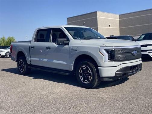 2023 Ford F-150 Lightning XLT