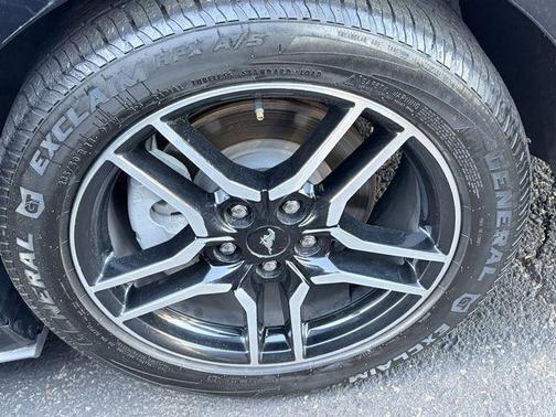 2022 Ford Mustang EcoBoost Premium