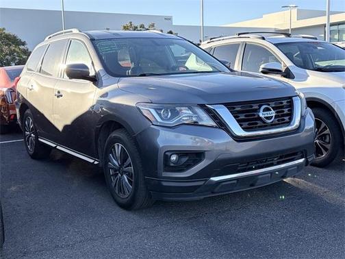 2020 Nissan Pathfinder SL