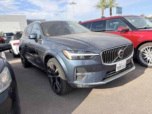 Denim Blue Metallic 2023 Volvo XC60 B5 Ultimate Bright Theme