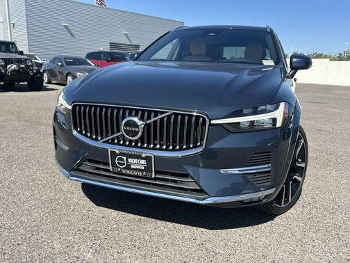 Denim Blue Metallic 2023 Volvo XC60 B5 Ultimate Bright Theme