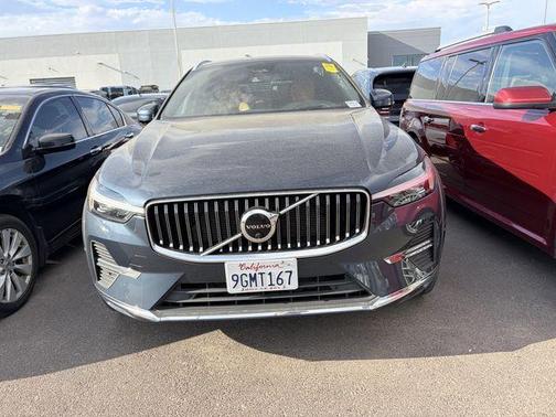 Denim Blue Metallic 2023 Volvo XC60 B5 Ultimate Bright Theme