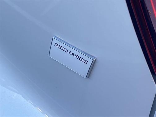 2024 Volvo XC40 Recharge Pure Electric Core