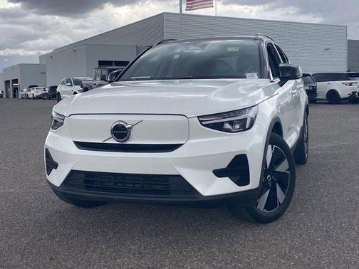 2024 Volvo XC40 Recharge Pure Electric Core