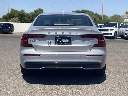 2024 Volvo S60 B5 Plus Dark Theme