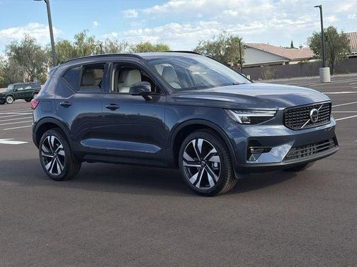 Denim Blue 2026 Volvo XC40 B5 Ultra