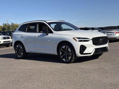 Crystal White 2026 Volvo XC60 Plug-In Hybrid T8 Plus