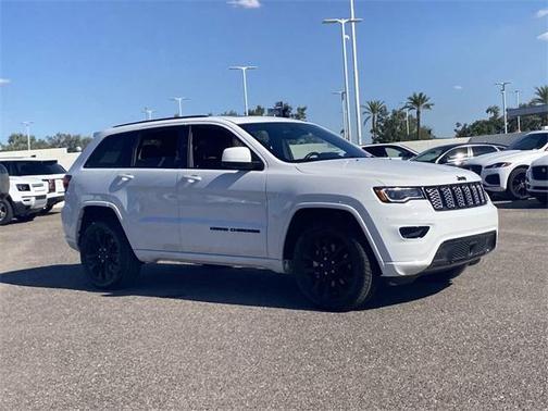 2022 Jeep Grand Cherokee WK Laredo