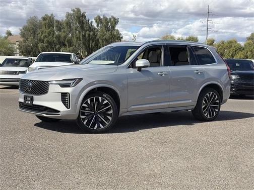 2025 Volvo XC90 B6 Plus 7-Seater