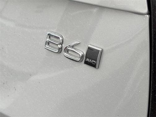 2025 Volvo XC90 B6 Plus 7-Seater