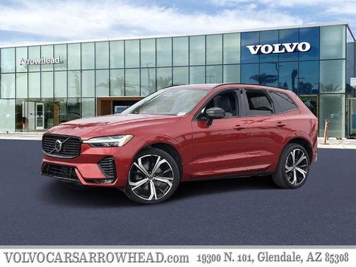 2022 Volvo XC60 B5 R-Design