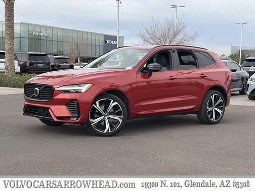 Fusion Red Metallic 2022 Volvo XC60 B5 R-Design