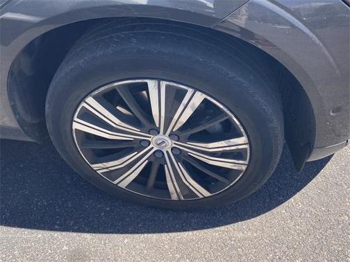 2022 Volvo XC60 B6 Inscription
